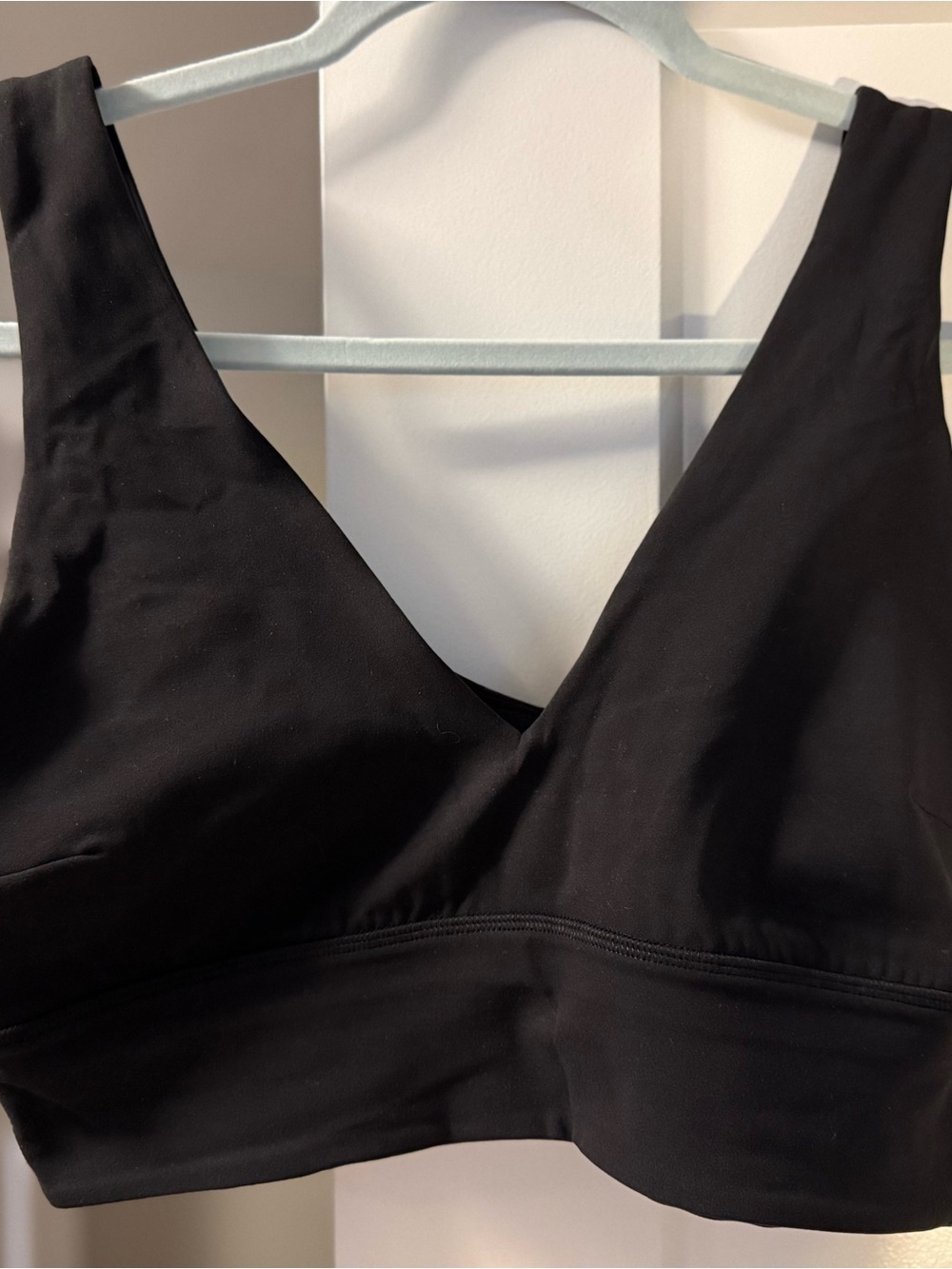 BNWT Lululemon Black Align V Neck Bra C/D